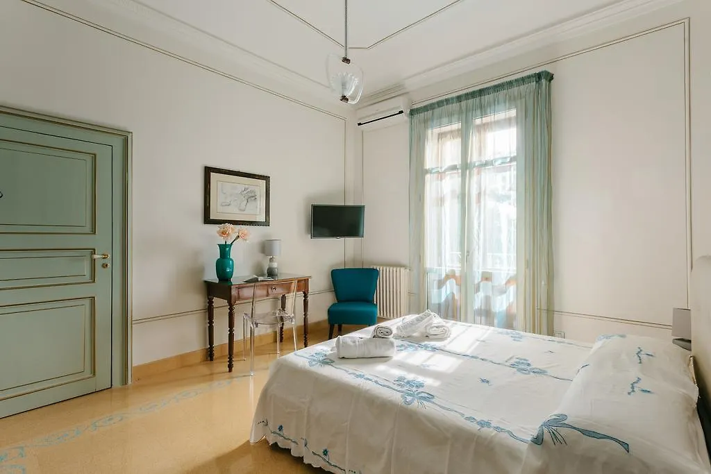 Bed and Breakfast Dimora Archimedea à Syracuse Couette-café