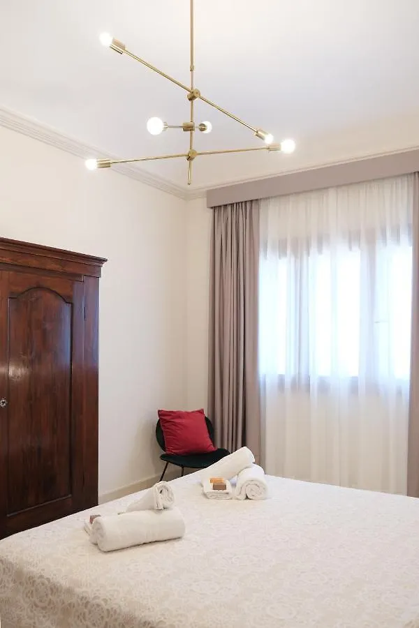 Bed and Breakfast Dimora Archimedea Syrakus 3*,