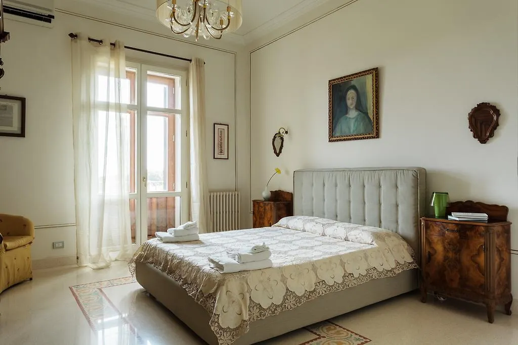 Bed and Breakfast Dimora Archimedea Syrakus 3*,  Italien